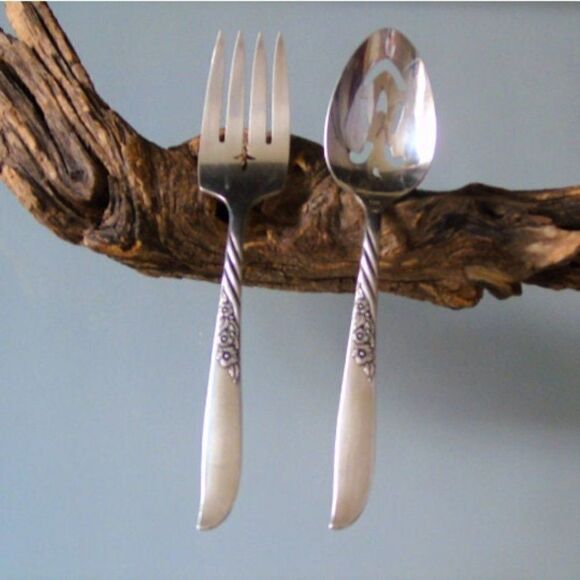 Pierced Spoon Meat Fork Wm A Rogers Oneida Always Wildwood Vintage Silverplate - Picture 1 of 8